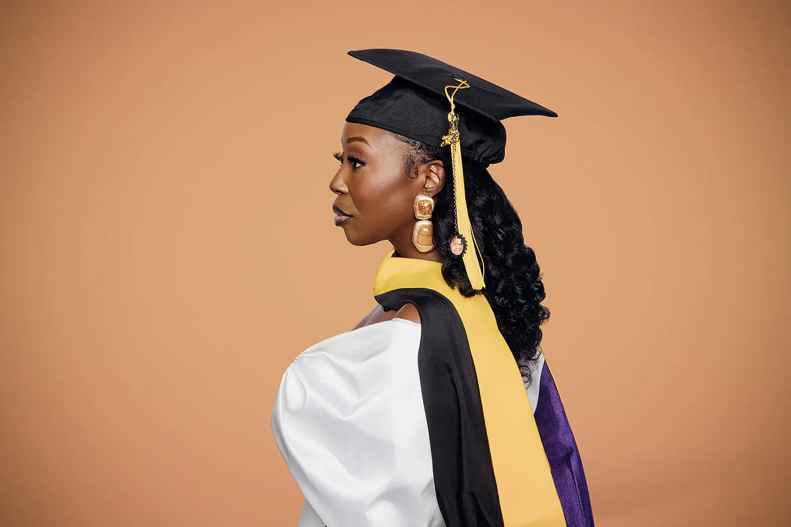 How to Get the Best Graduation Photos in Orlando – Tips for 2025 Grads