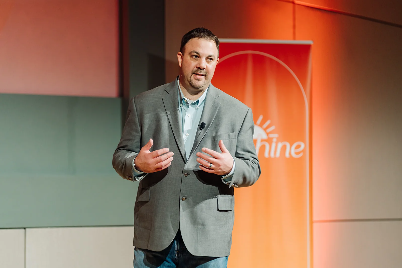 Corporate breakout session speaker presenting at the Sunshine stage during Atlanta franchise conference
