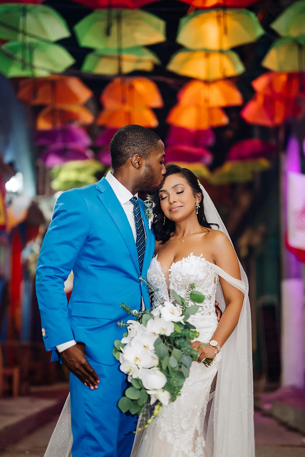 Weddings — Rtw 5276 websize 2