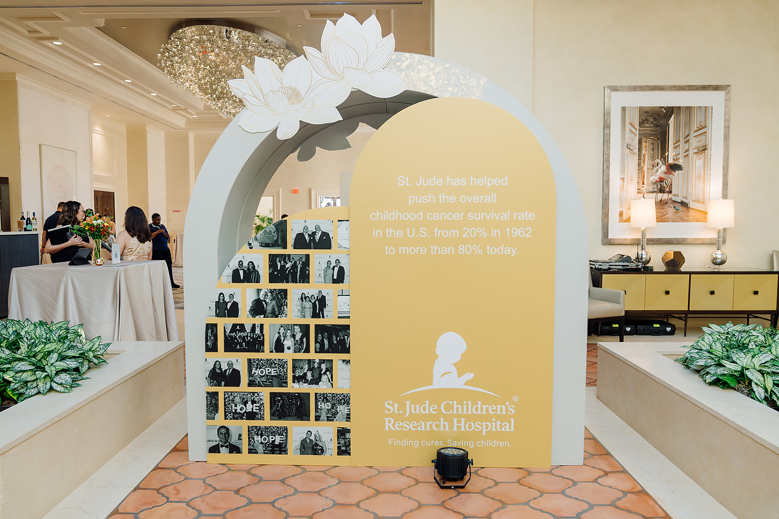 St. Jude Children''s Research Hospital arch installation at the Parkway gala in Orlando